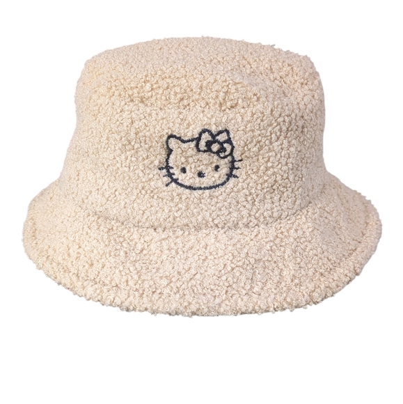 H&M Other - Cream Bucket Hat with Embroidered Cat Design